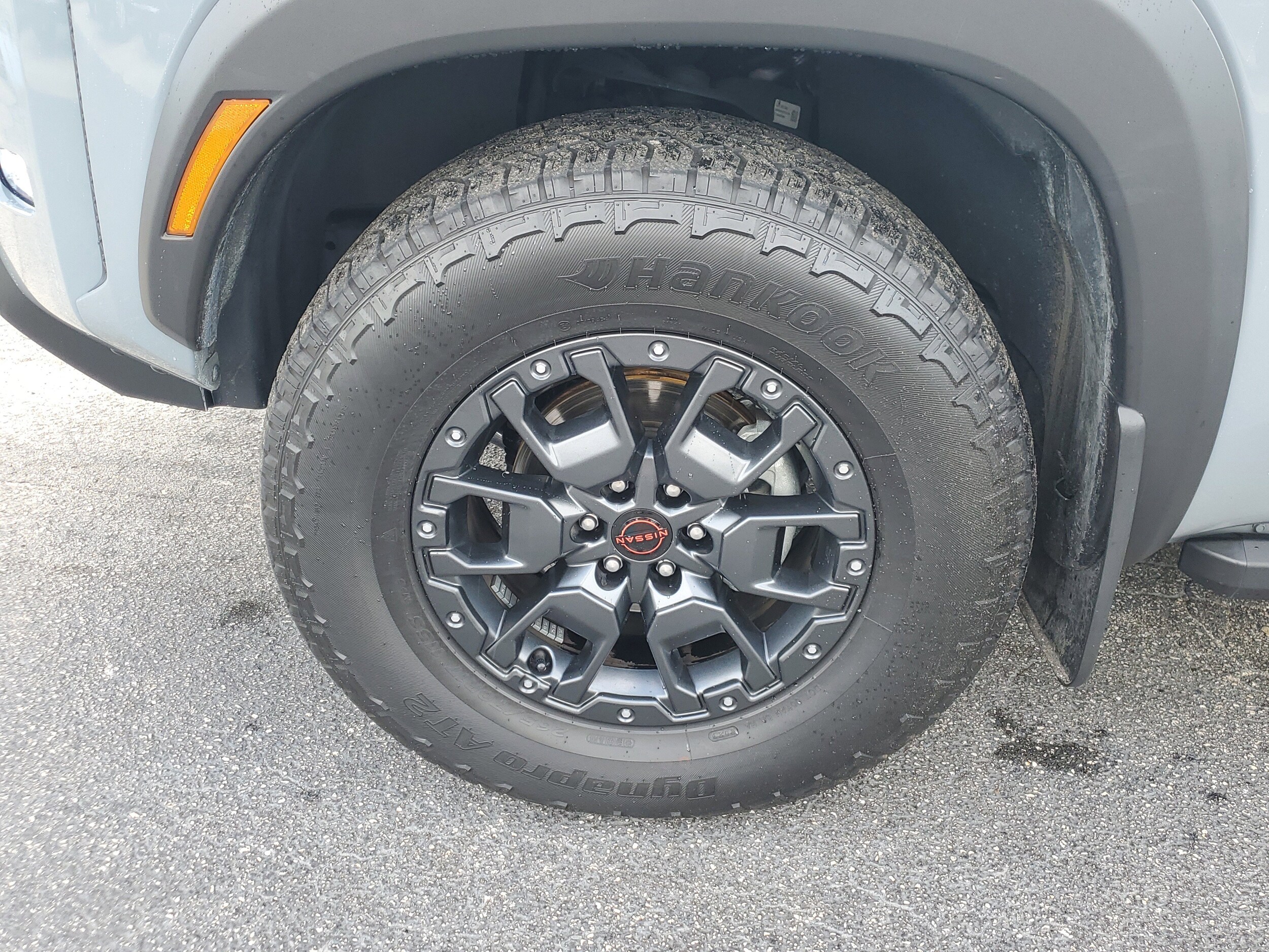 2023 Nissan Frontier PRO-4X photo 4