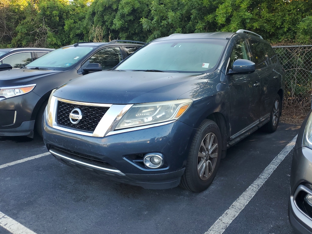 Used 2015 Nissan Pathfinder SL SUV