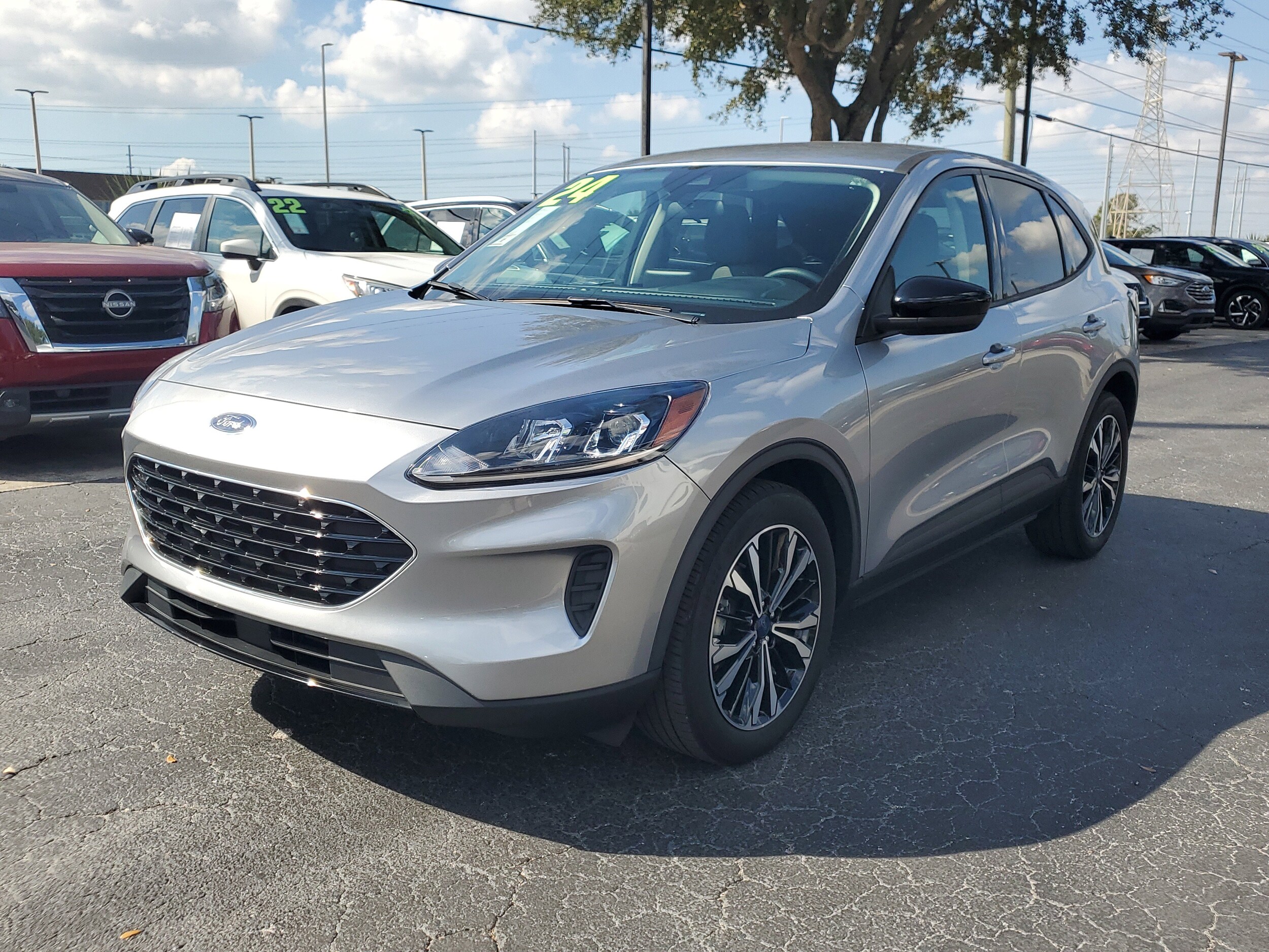 2022 Ford Escape SE photo 3