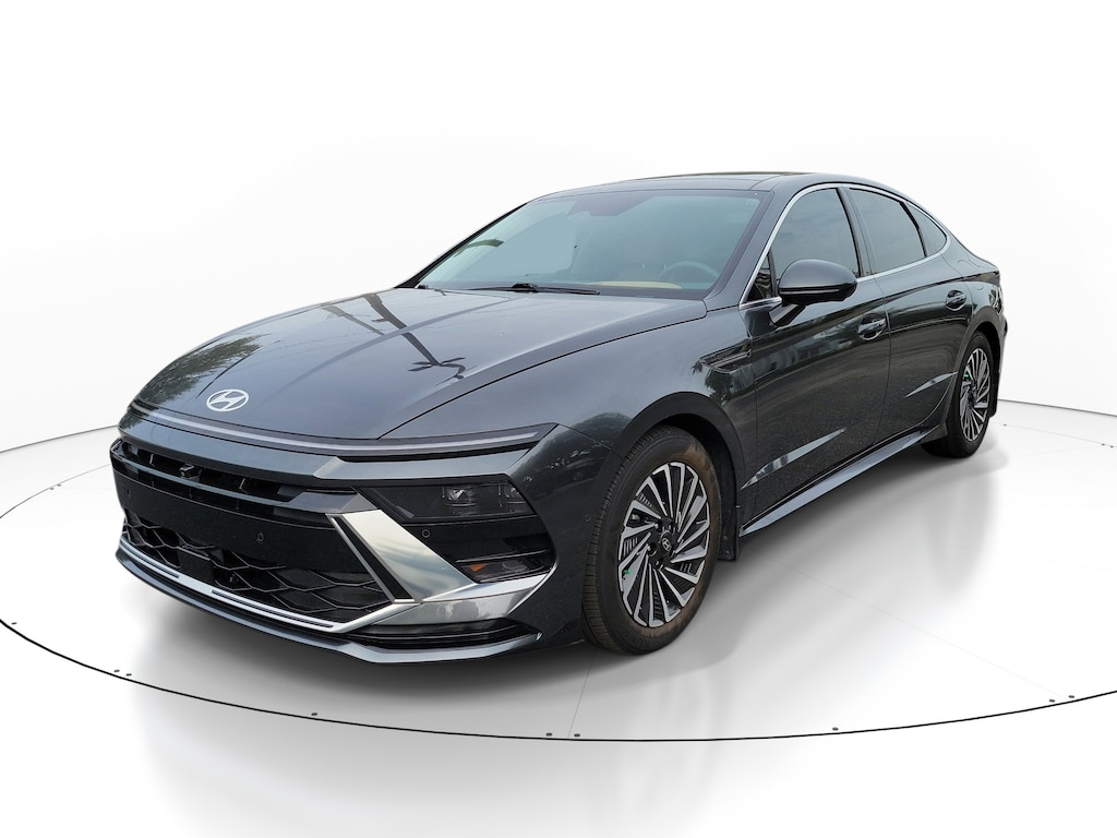 Used 2024 Hyundai Sonata Hybrid Limited Sedan