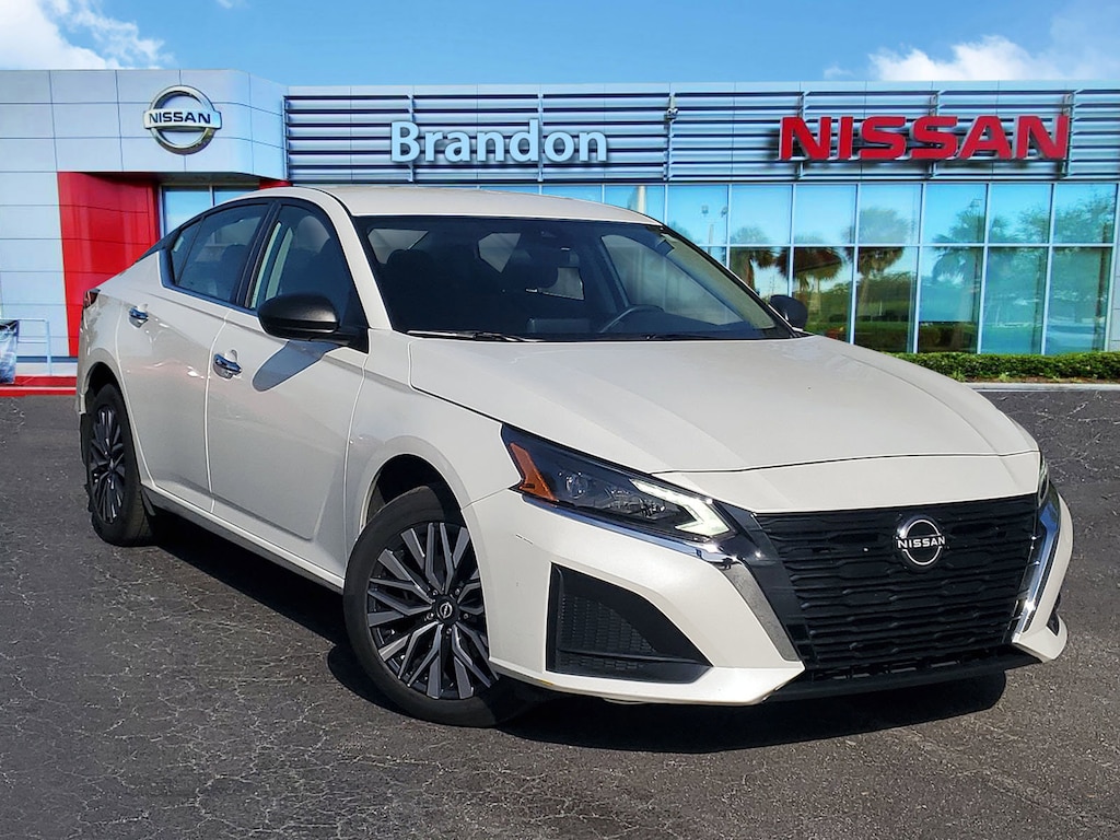 Certified 2024 Nissan Altima 2.5 SV Sedan