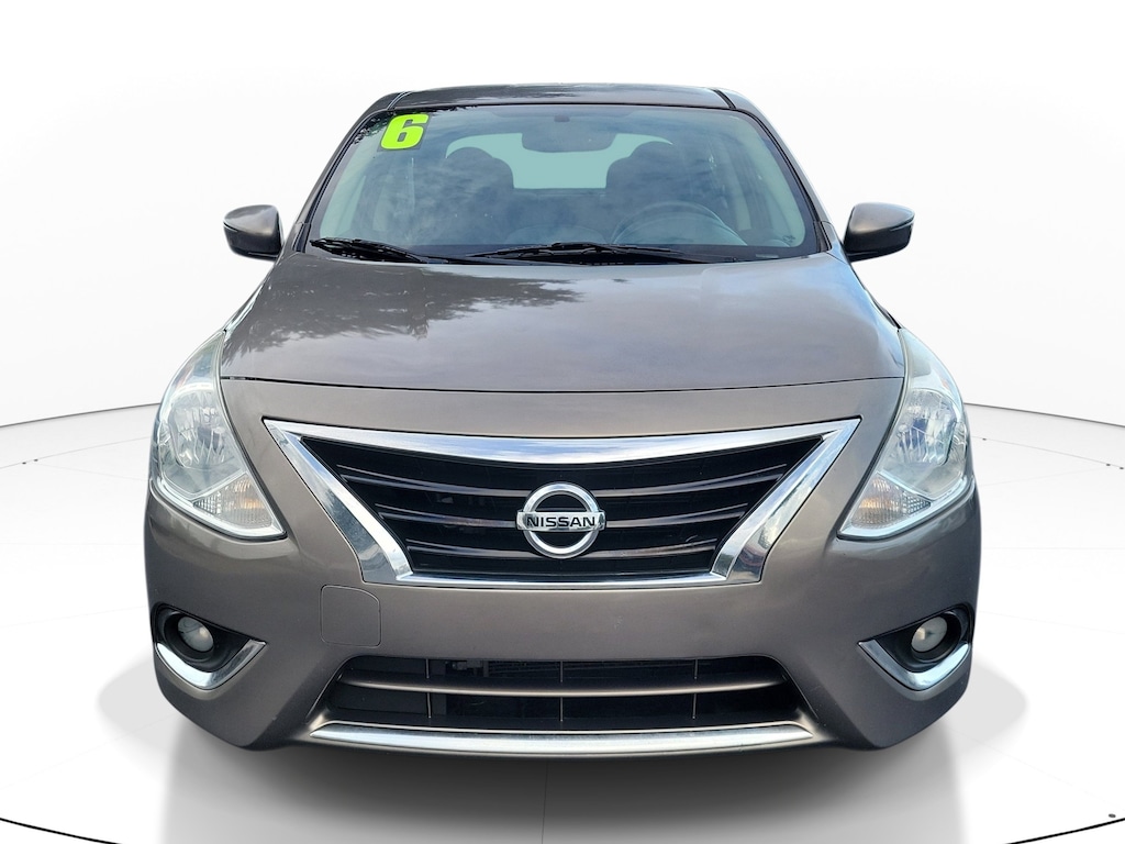 Used 2016 Nissan Versa 1.6 SL Sedan