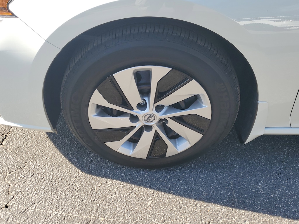 Certified 2024 Nissan