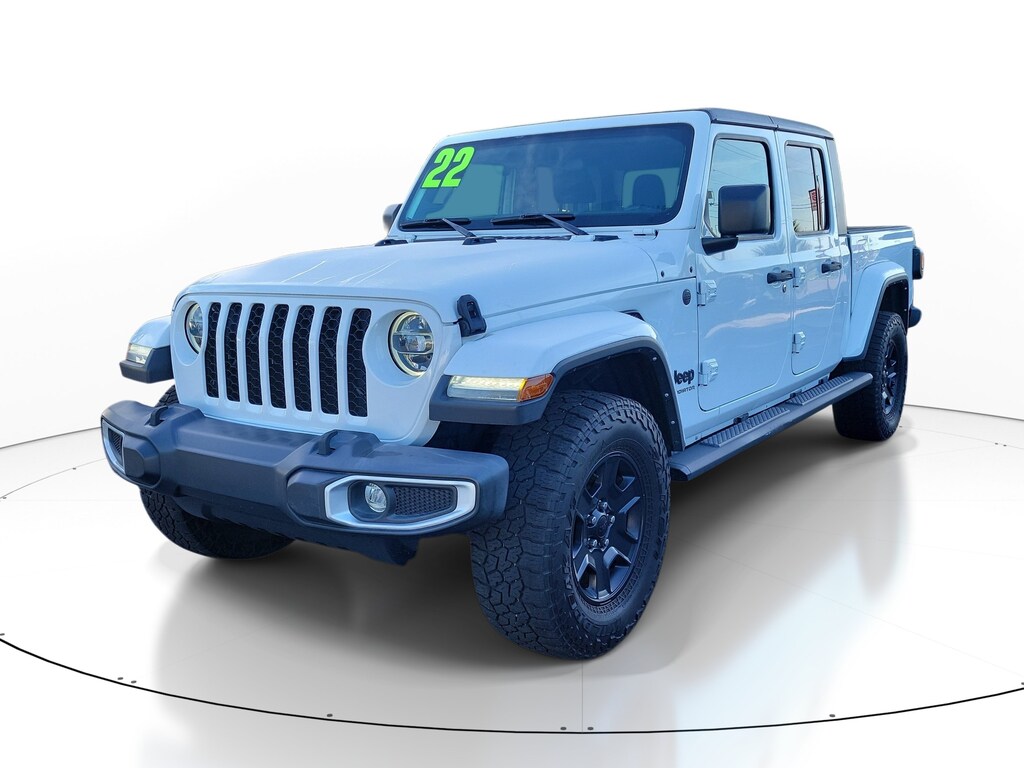 Used 2022 Jeep Gladiator Sport Truck Crew Cab