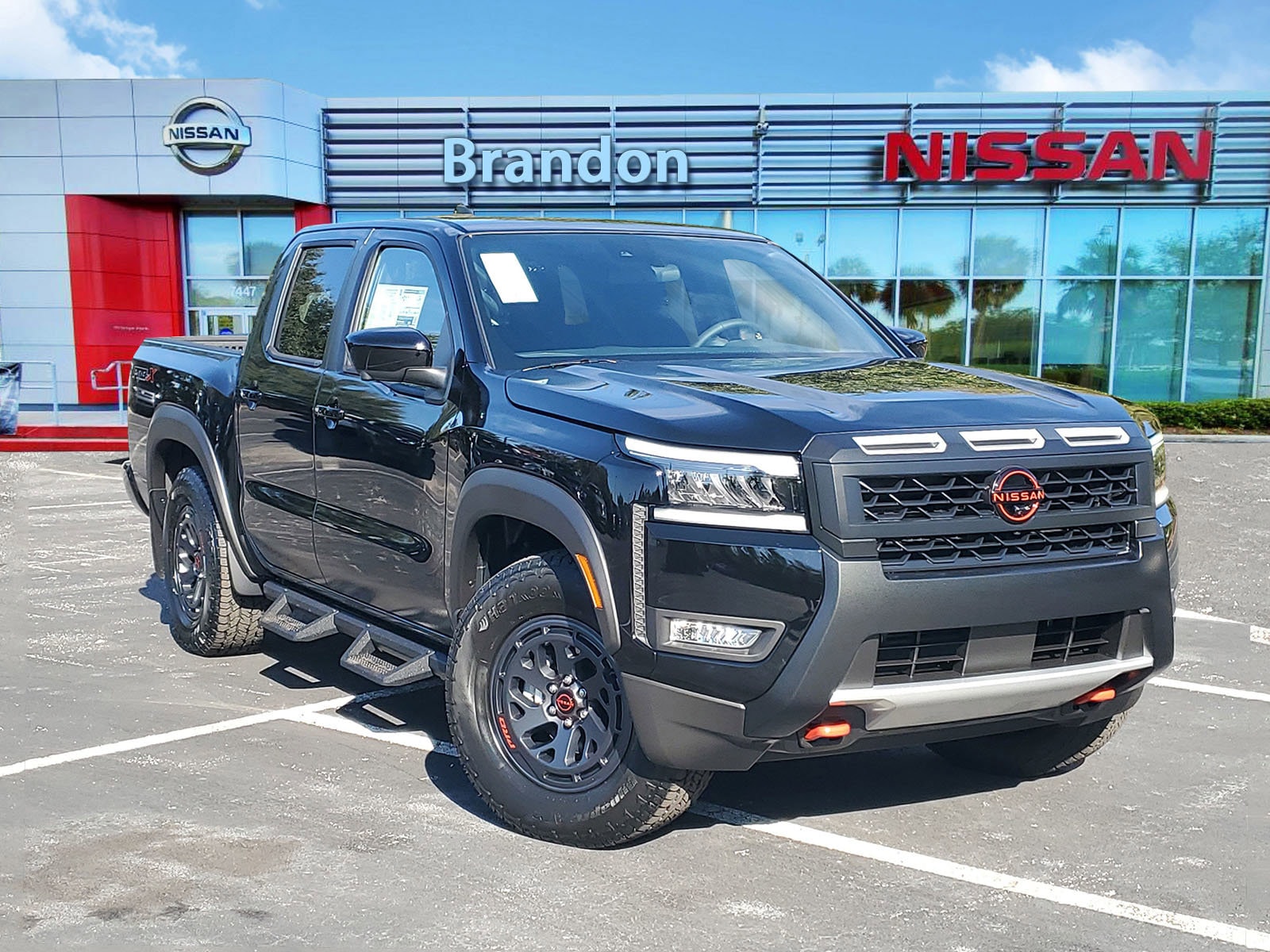 2026 Nissan Frontier PRO-X's photo