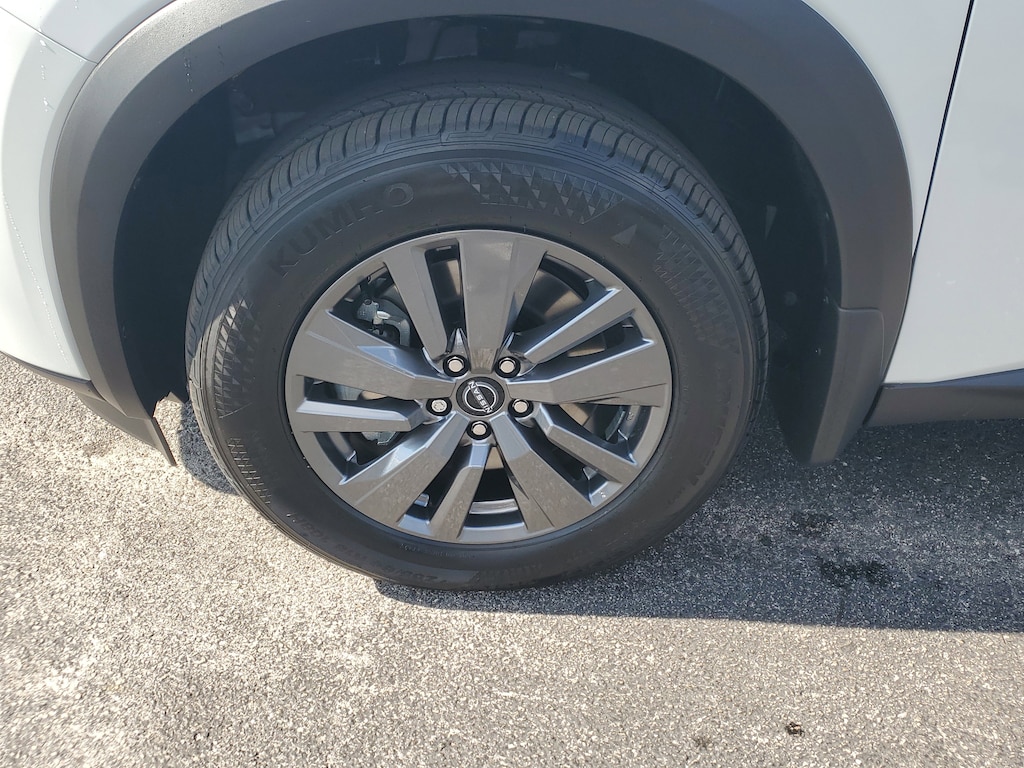 New 2025 Nissan Pathfinder SV SUV