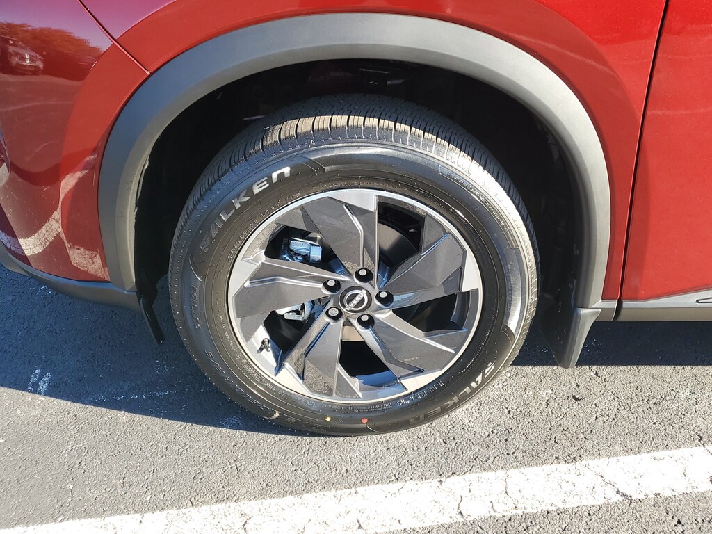 New 2026 Nissan Rogue SV SUV