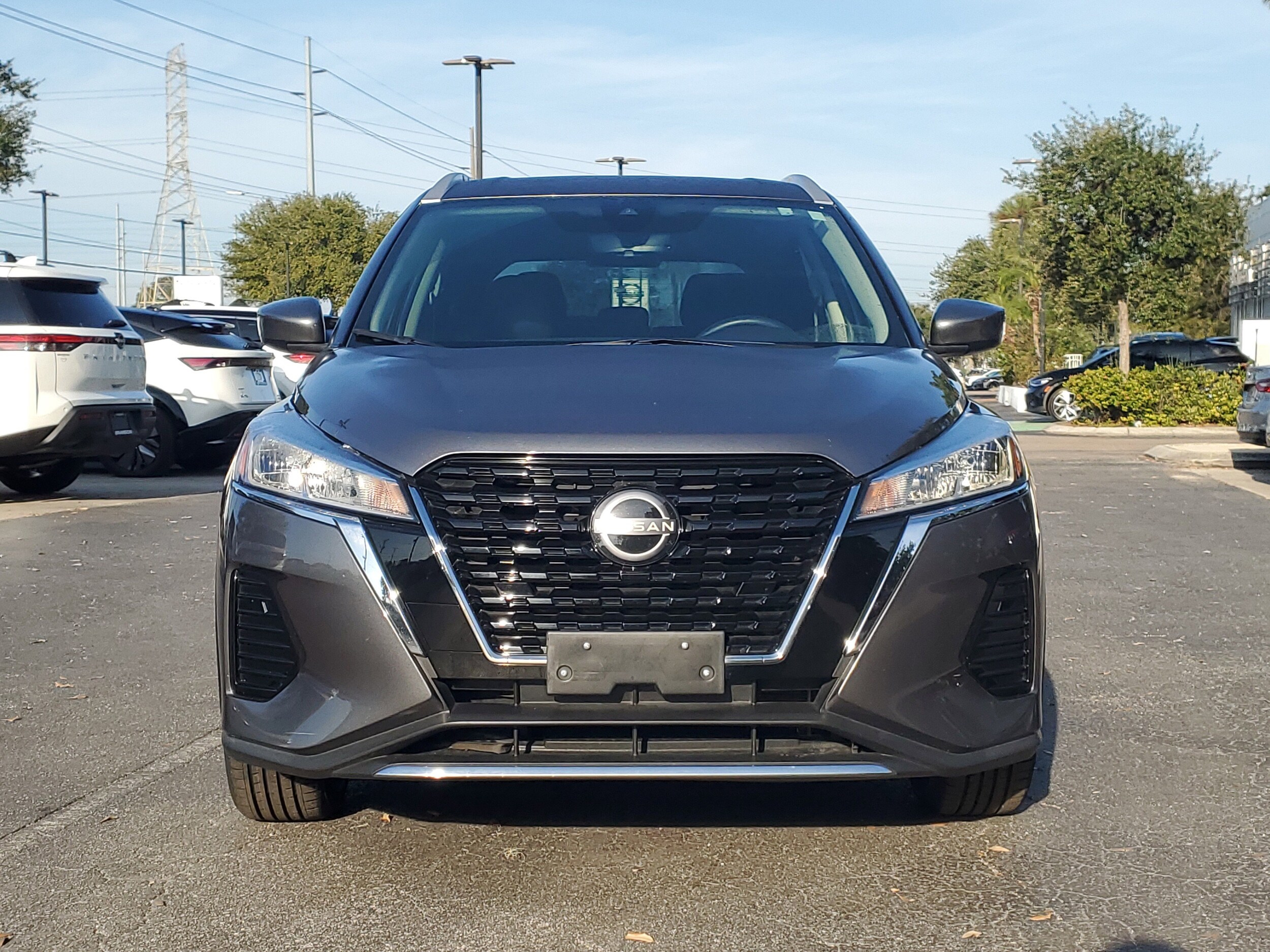 2023 Nissan Kicks SV photo 2