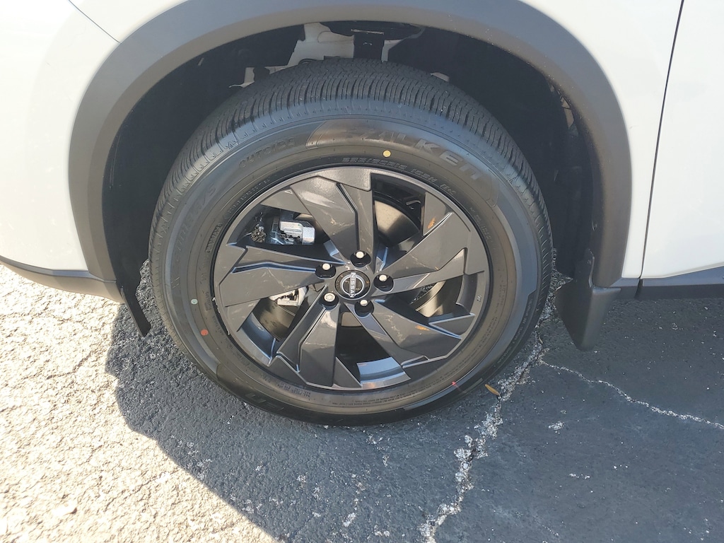 New 2026 Nissan Rogue SV SUV