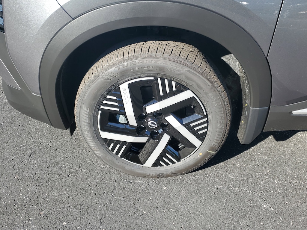 New 2026 Nissan Kicks SV SUV