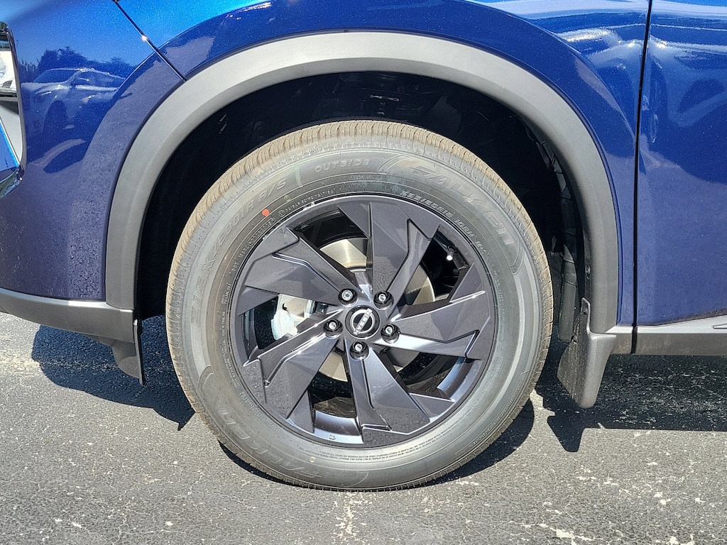 New 2026 Nissan Rogue SV SUV
