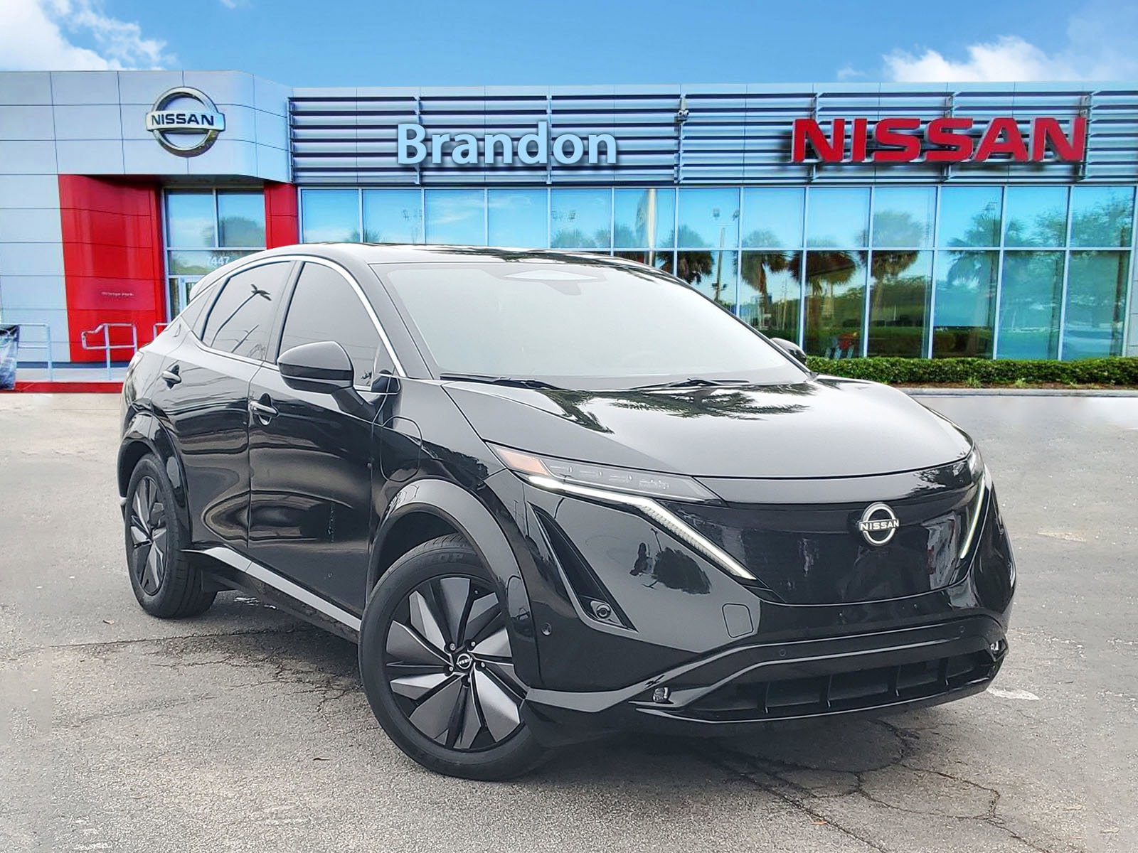 2023 Nissan Ariya Empower+'s photo