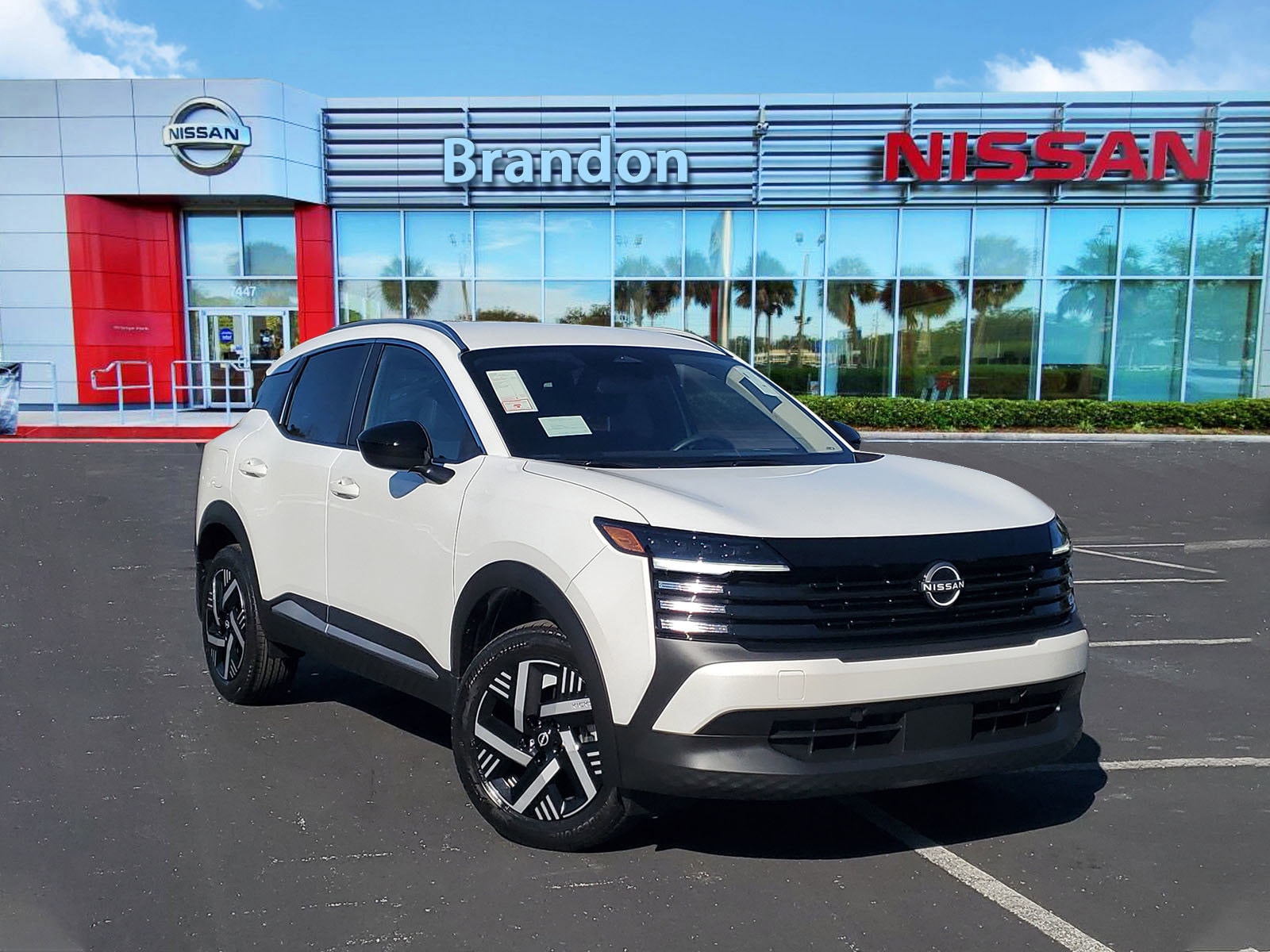 2026 Nissan KICKS SV's photo