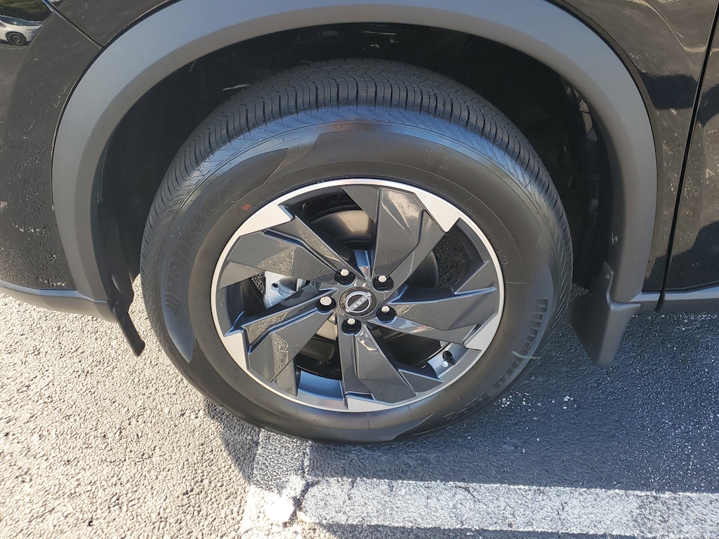 New 2026 Nissan Rogue SV SUV