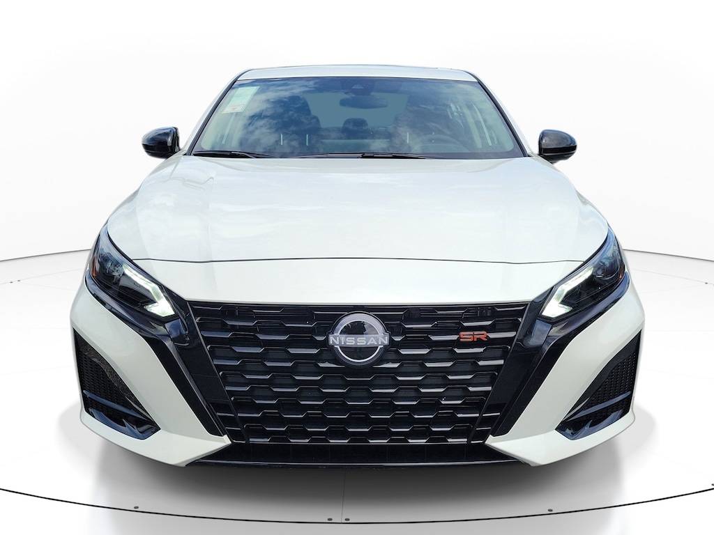 New 2026 Nissan Altima SR Sedan