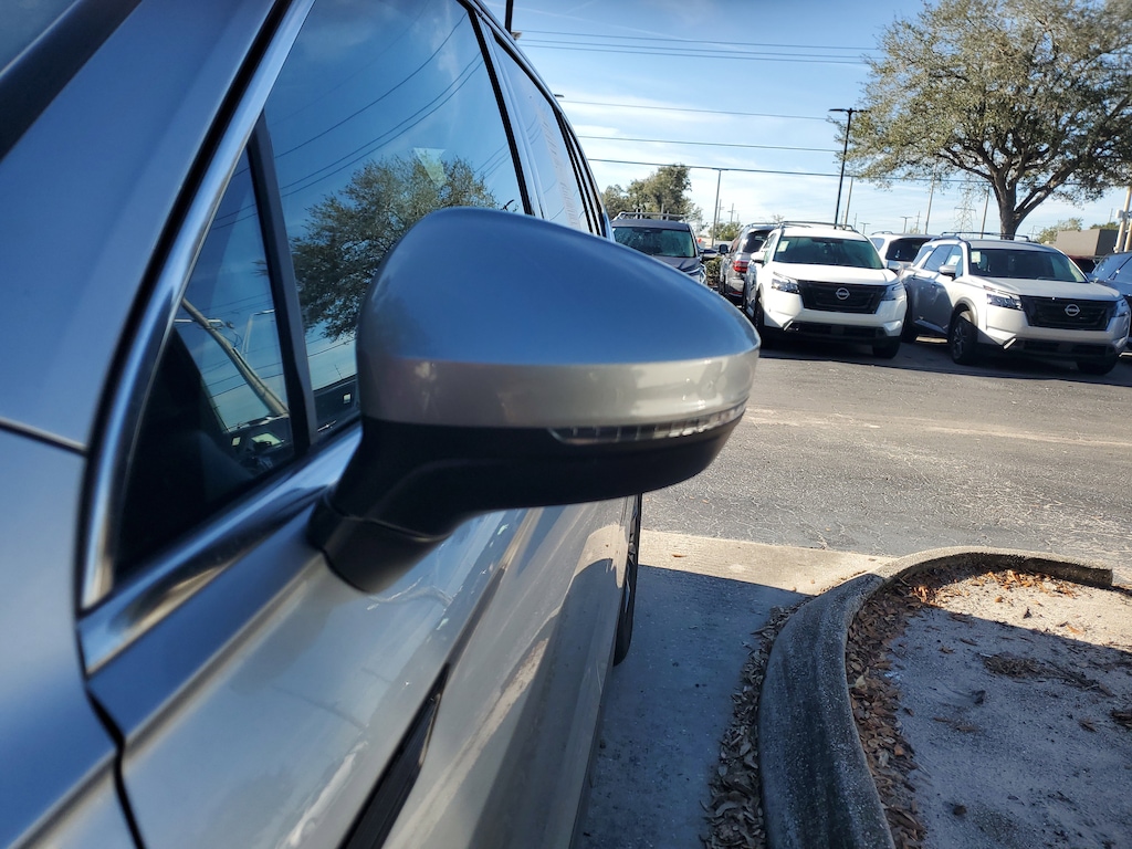 Used 2023 Volkswagen Tiguan 2.0T SE SUV