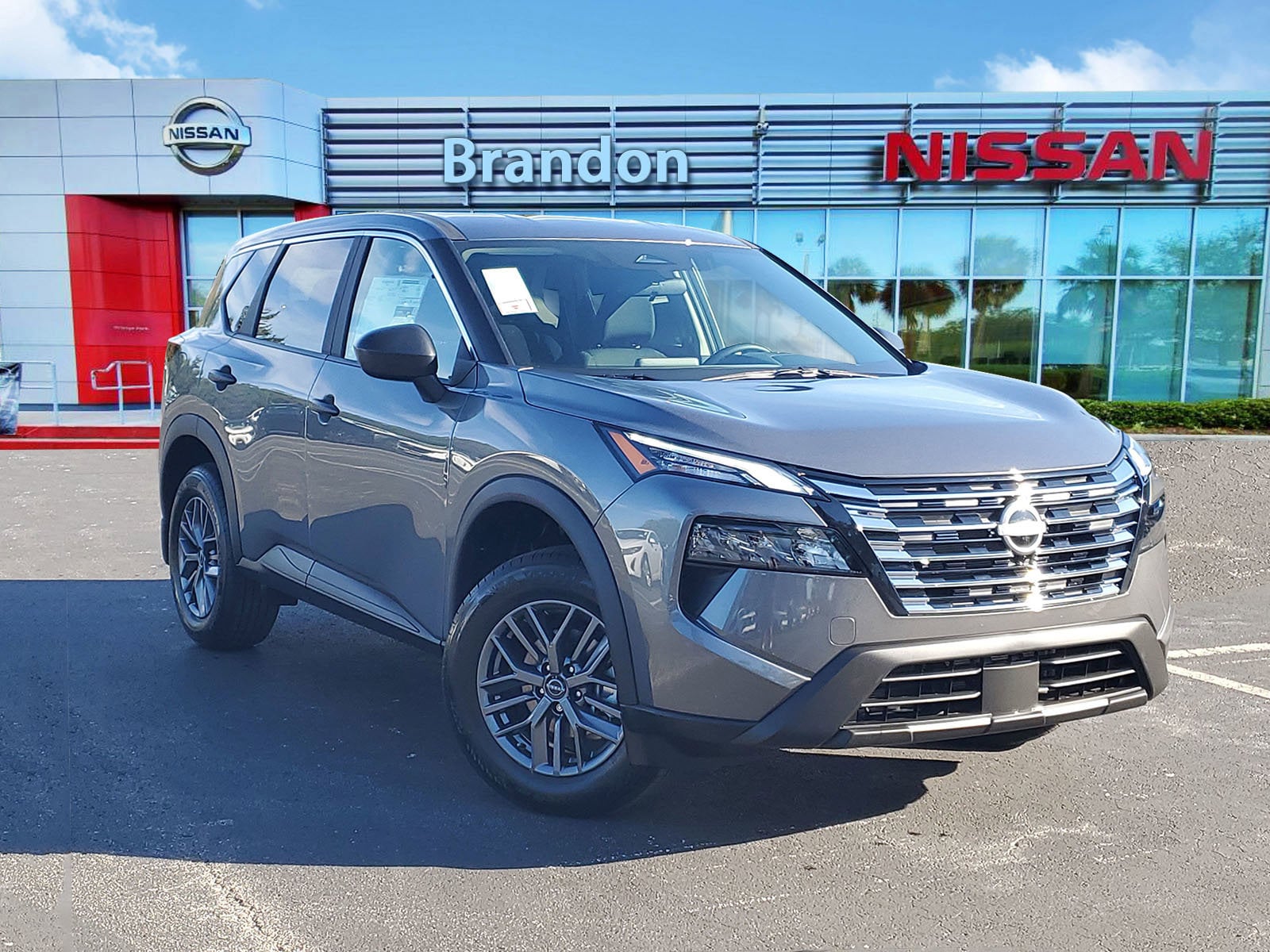 2026 Nissan Rogue S's photo