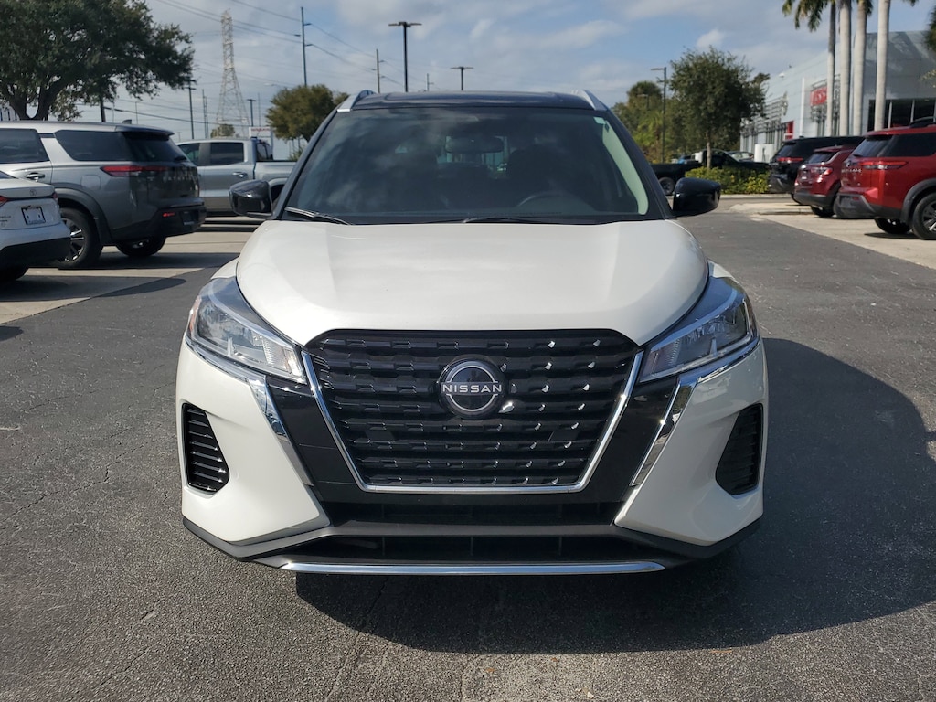 Used 2024 Nissan Kicks SV SUV