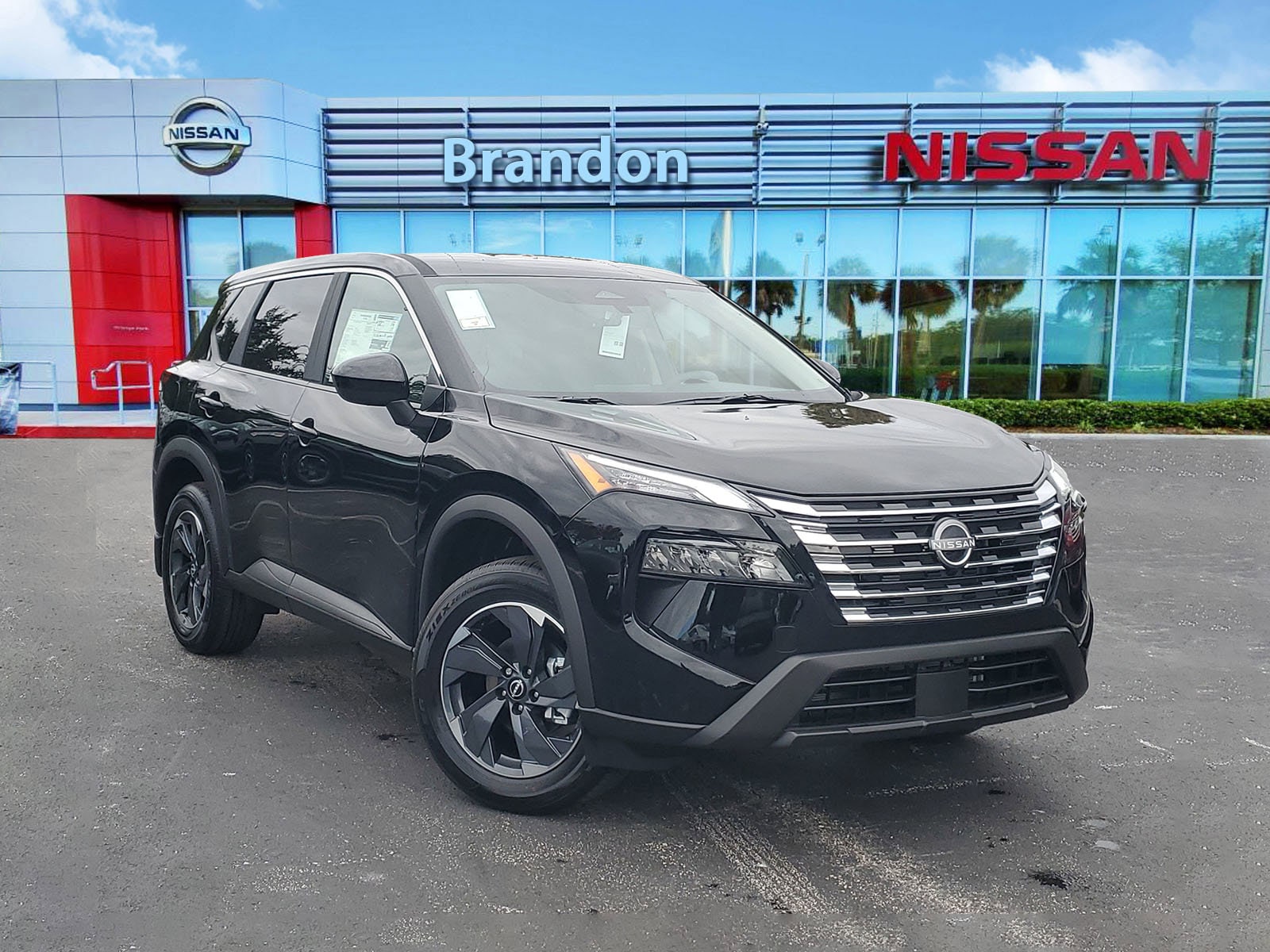 2026 Nissan Rogue SV's photo