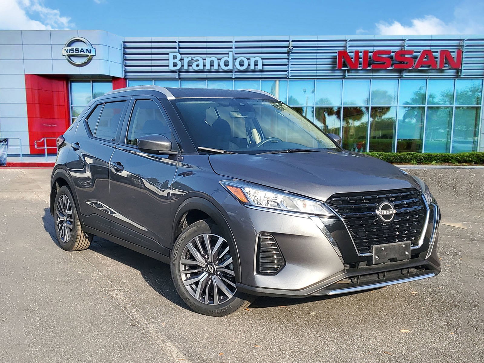 2023 Nissan Kicks SV