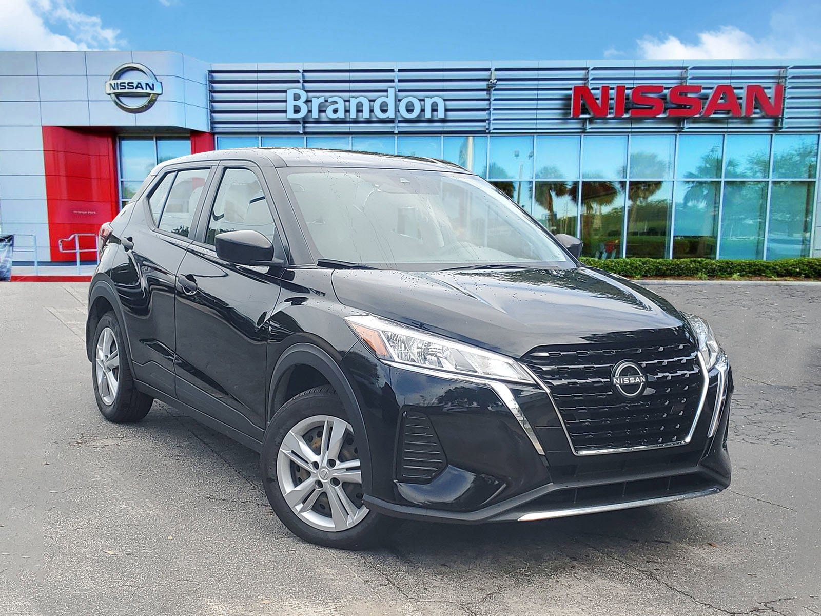 2023 Nissan Kicks S