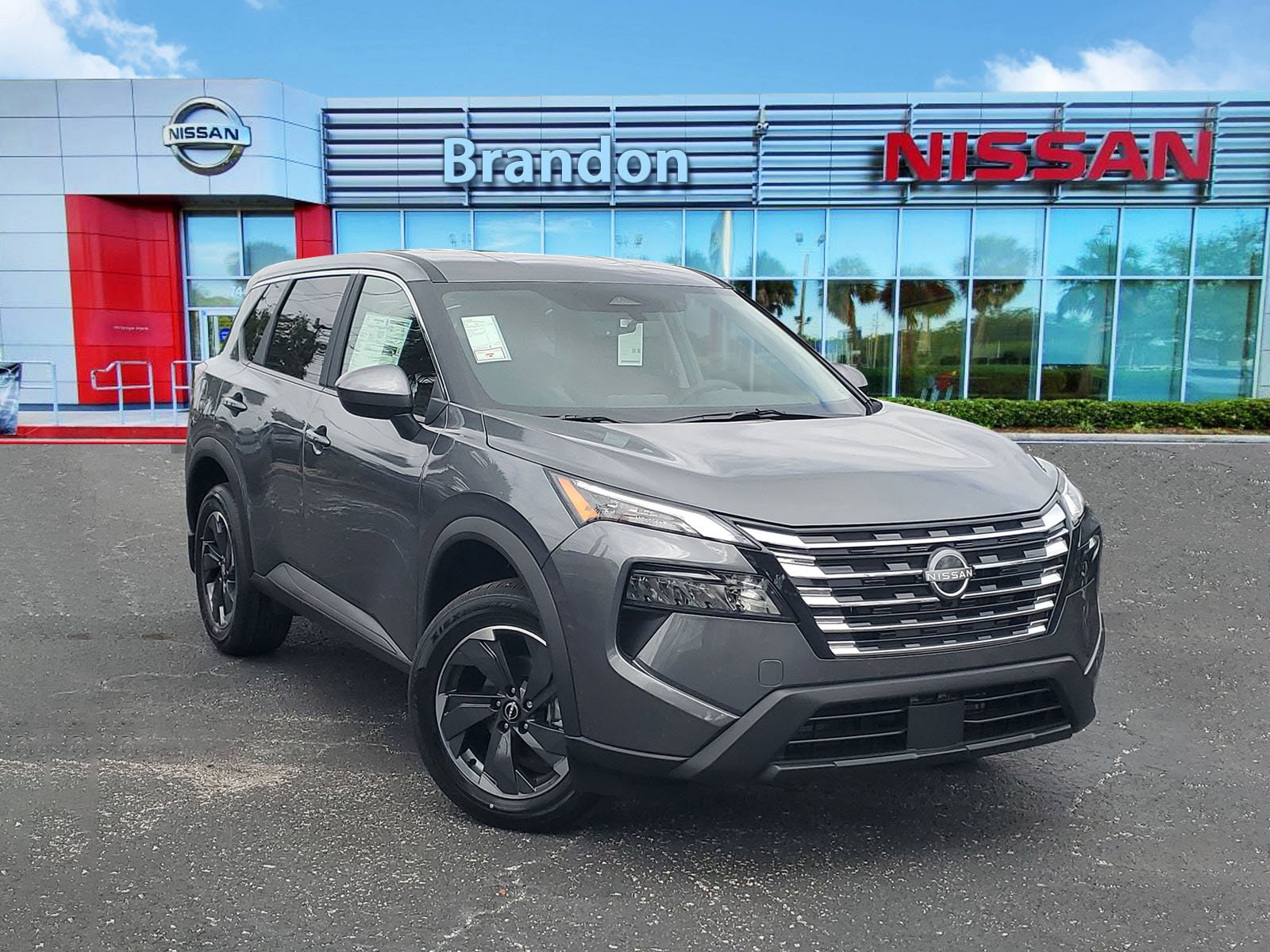 2026 Nissan Rogue SV's photo