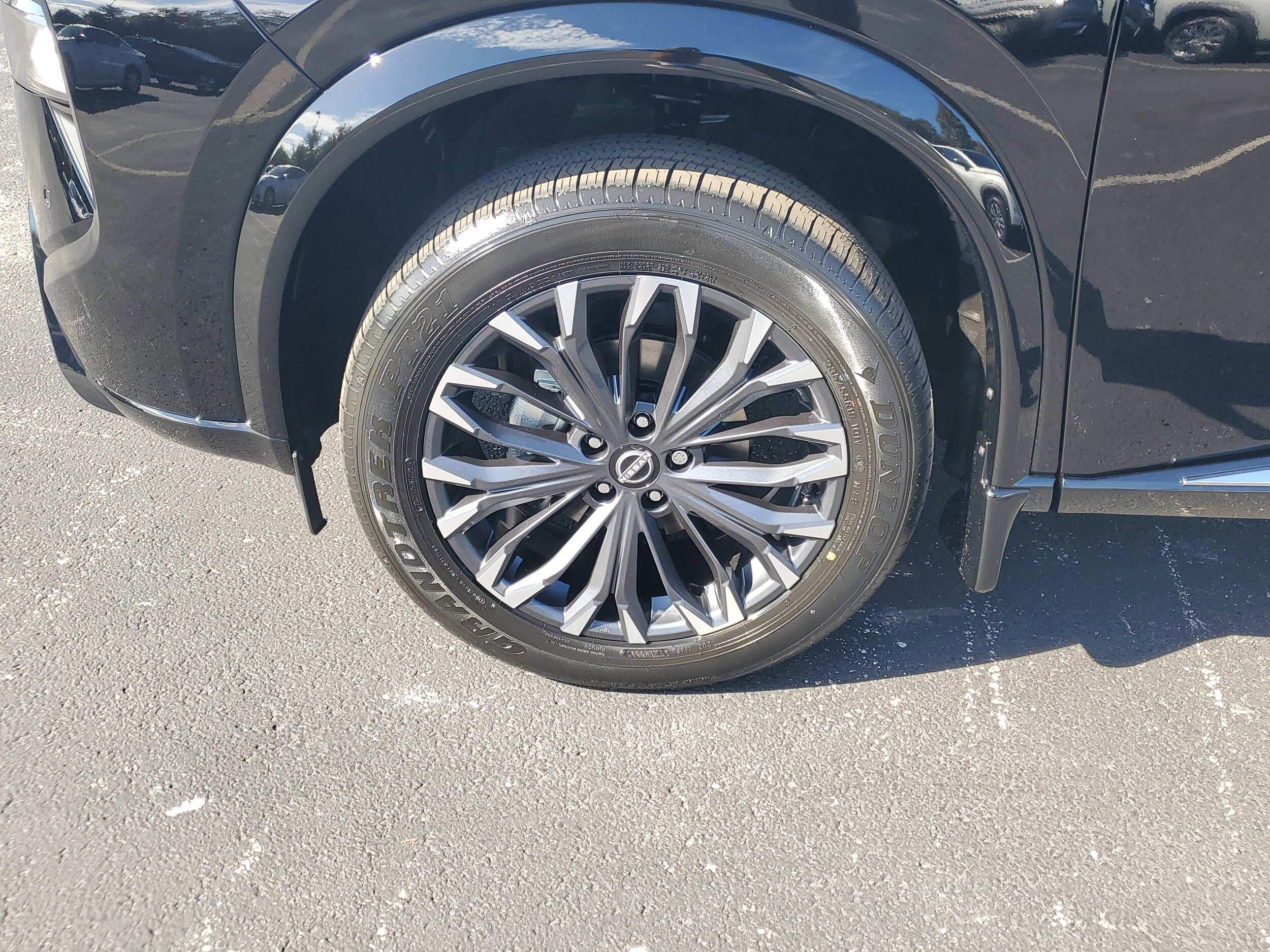 2026 Nissan Rogue Platinum photo 4