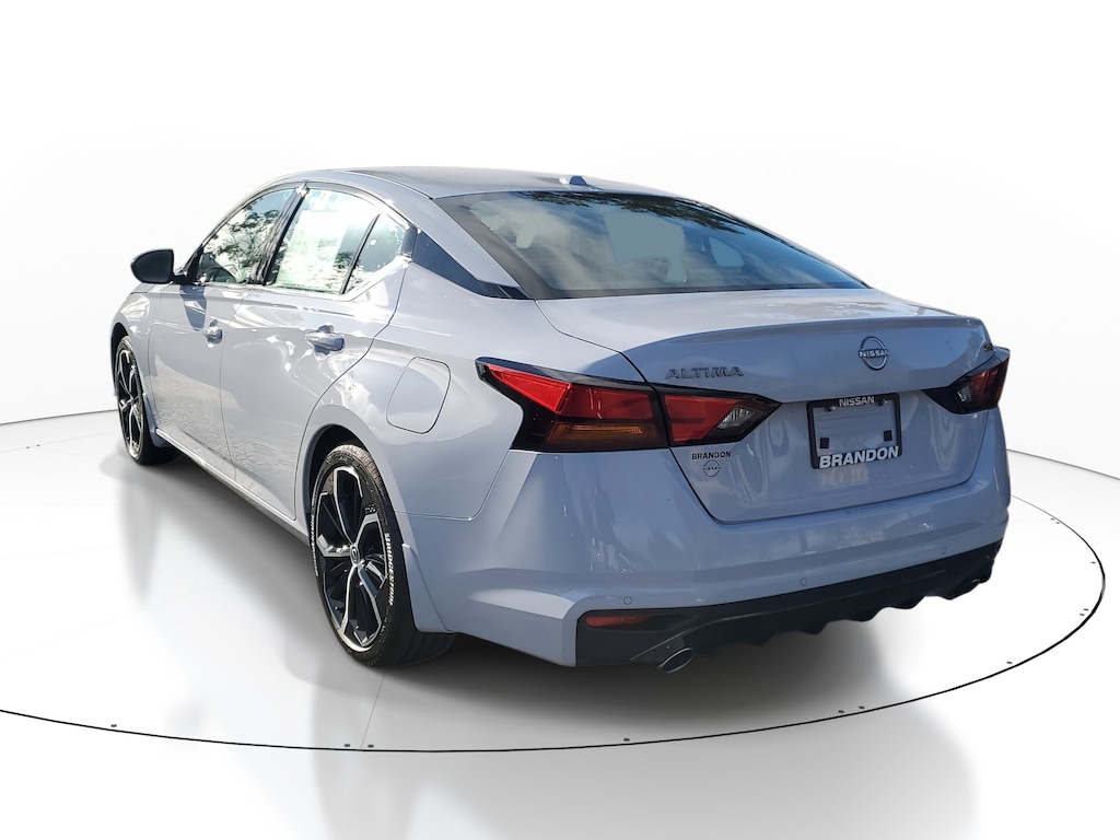 New 2025 Nissan Altima SR Sedan