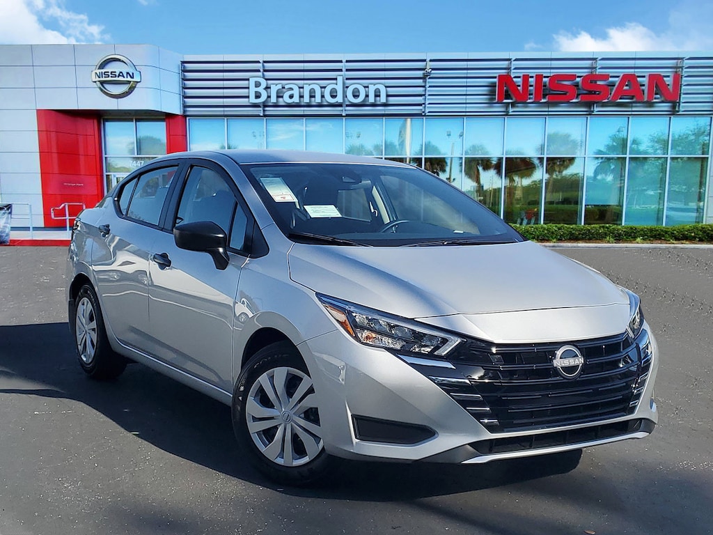 New 2025 Nissan Versa 1.6 S Sedan
