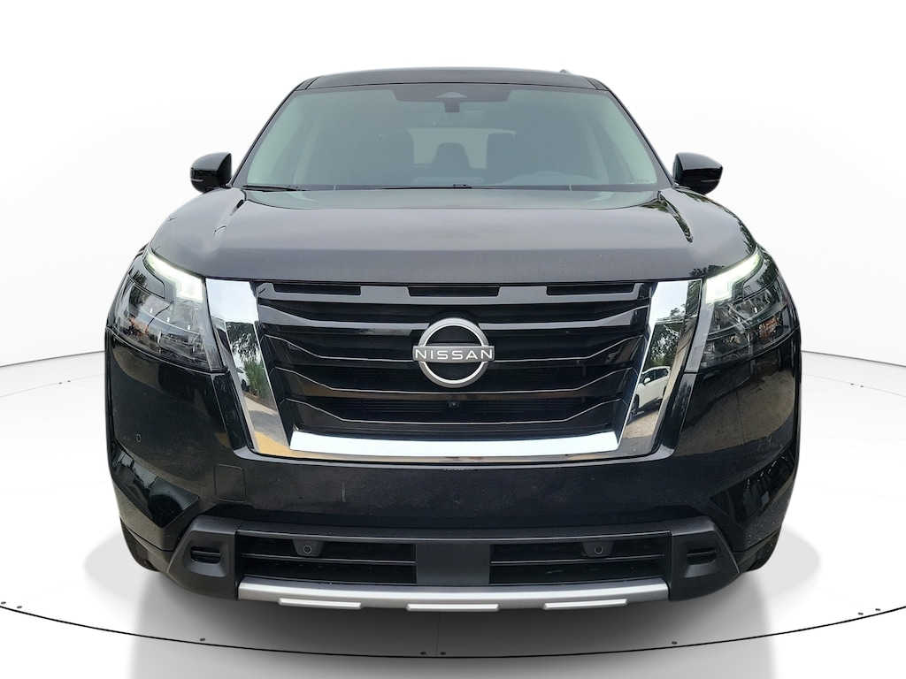 Certified 2025 Nissan Pathfinder SL SUV