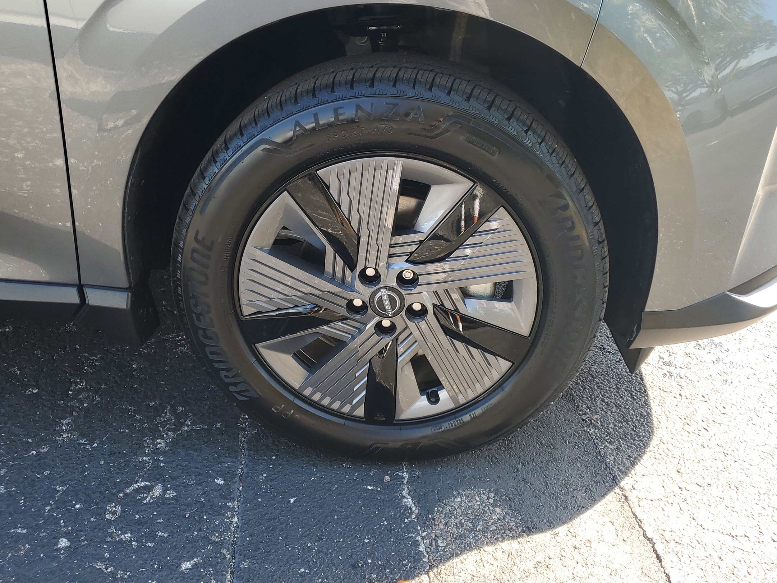 2025 Nissan Murano SL photo 4
