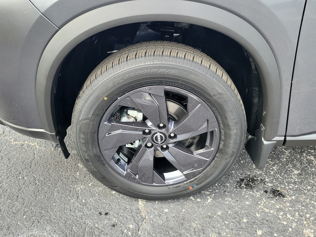 New 2026 Nissan Rogue SV SUV