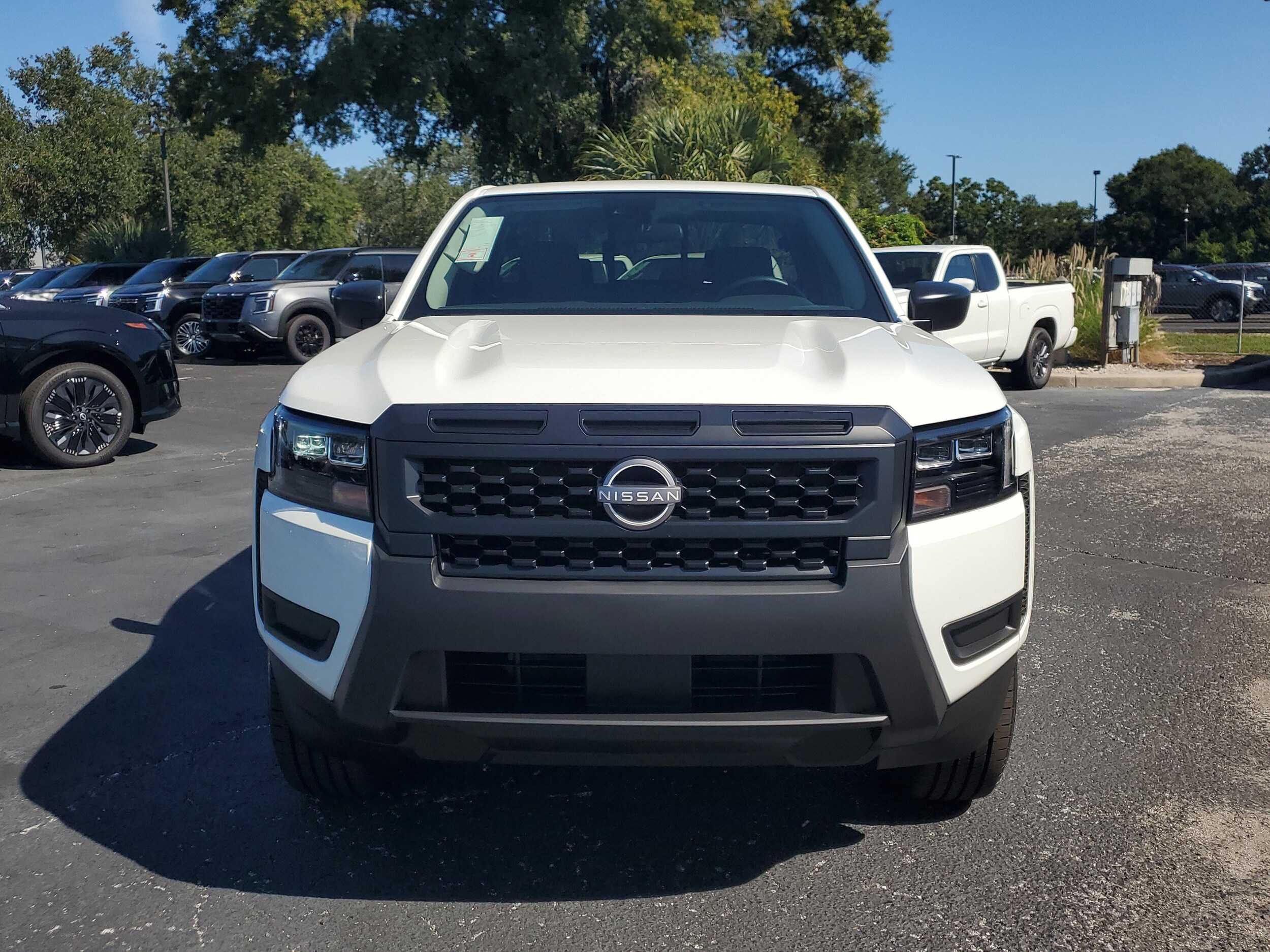 2026 Nissan Frontier S photo 2