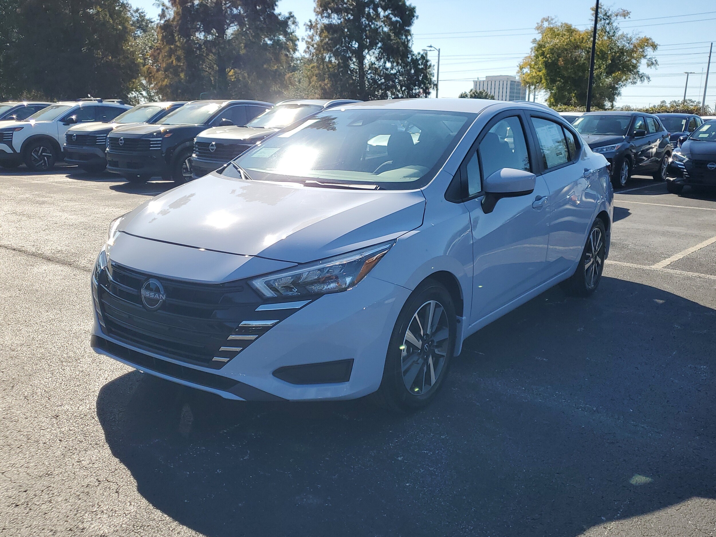 2025 Nissan Versa SV photo 3