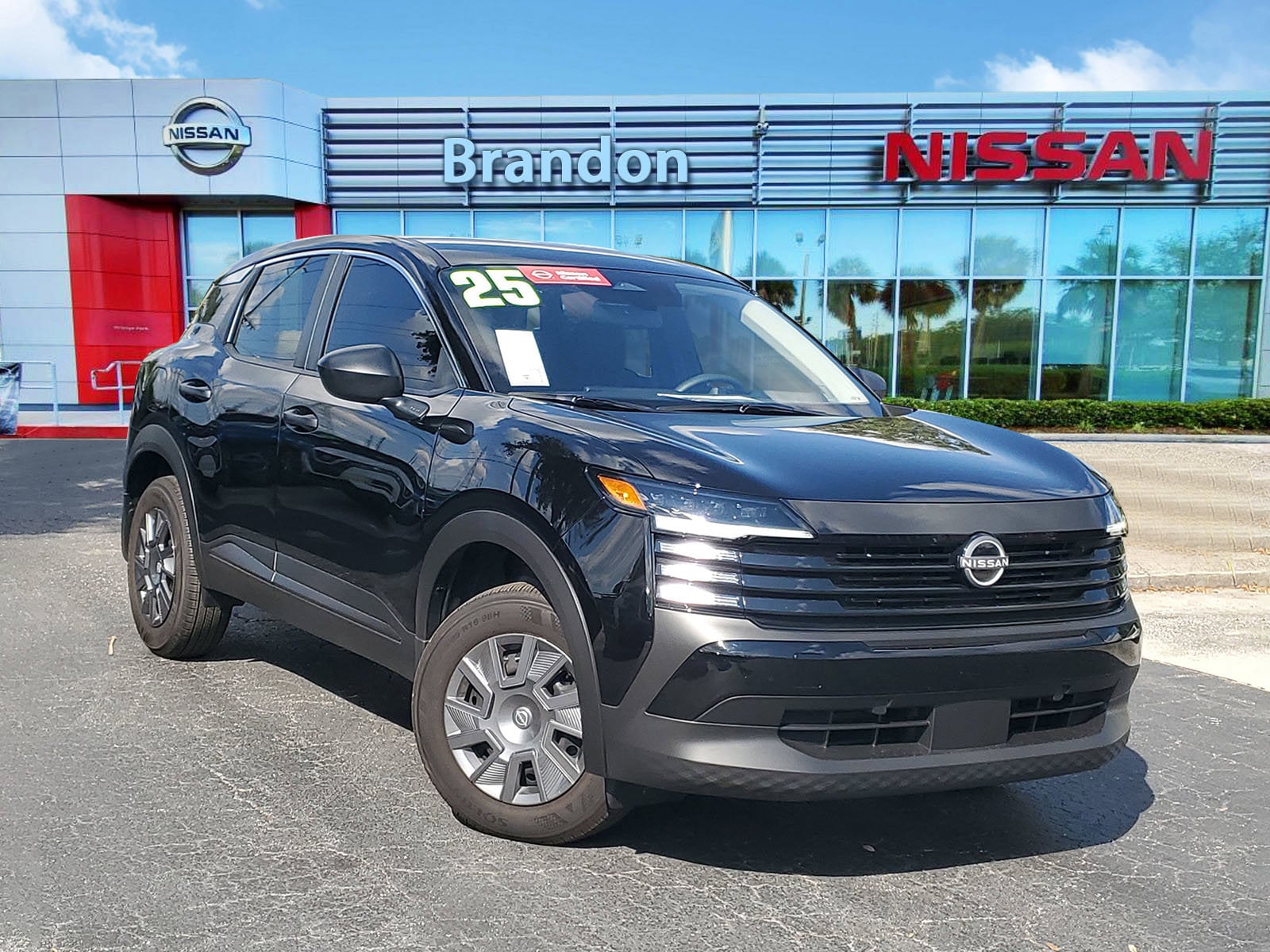 2025 Nissan Kicks SUV 