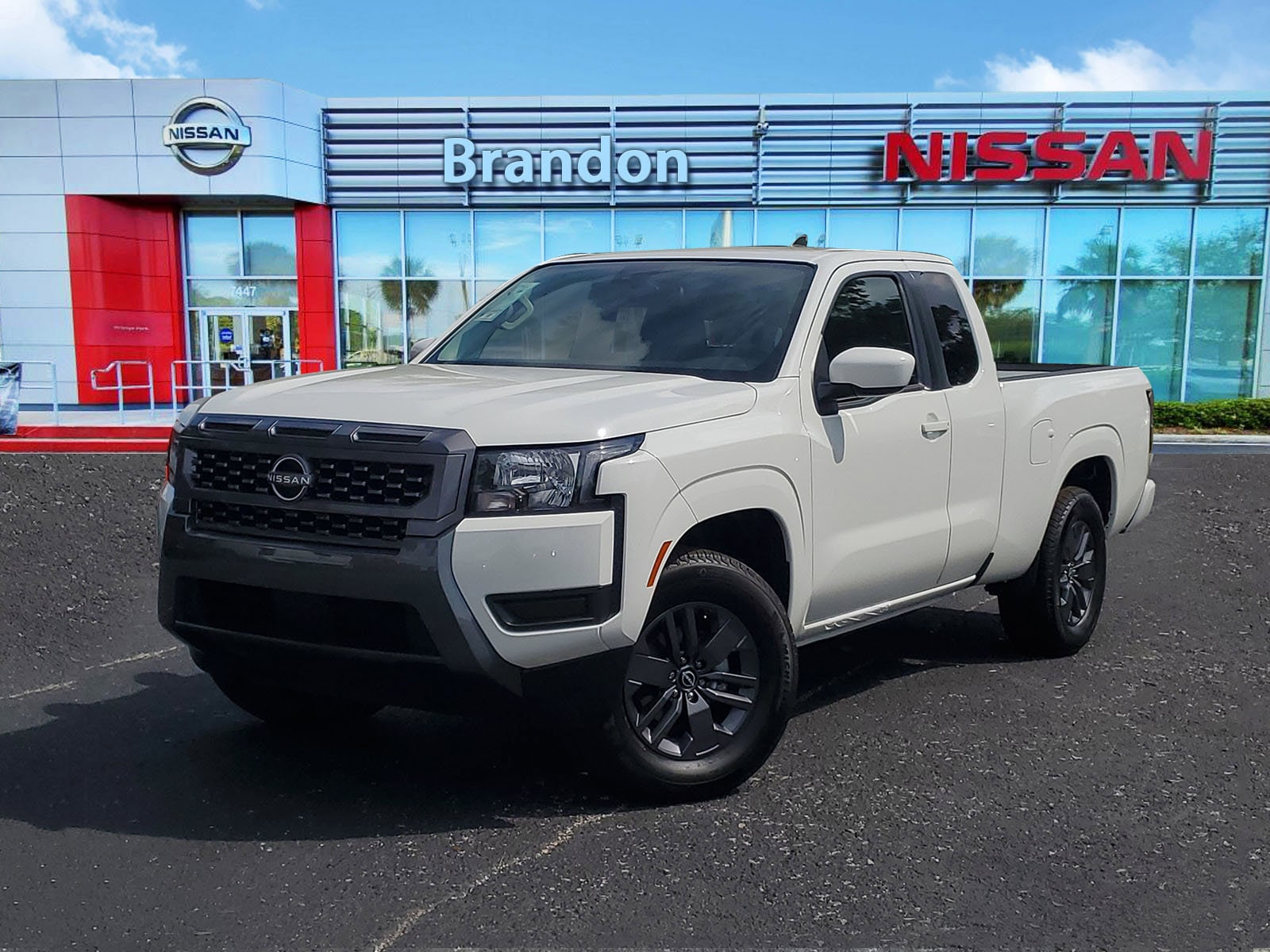 2025 Nissan Frontier SV's photo