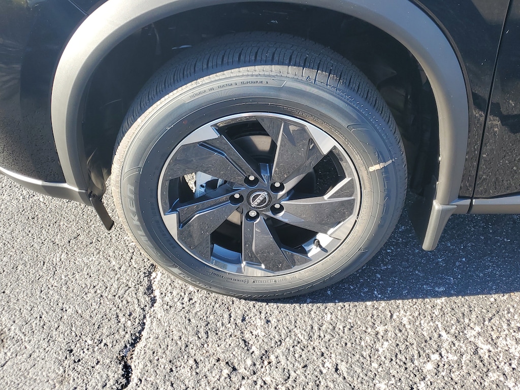 New 2026 Nissan Rogue SV SUV