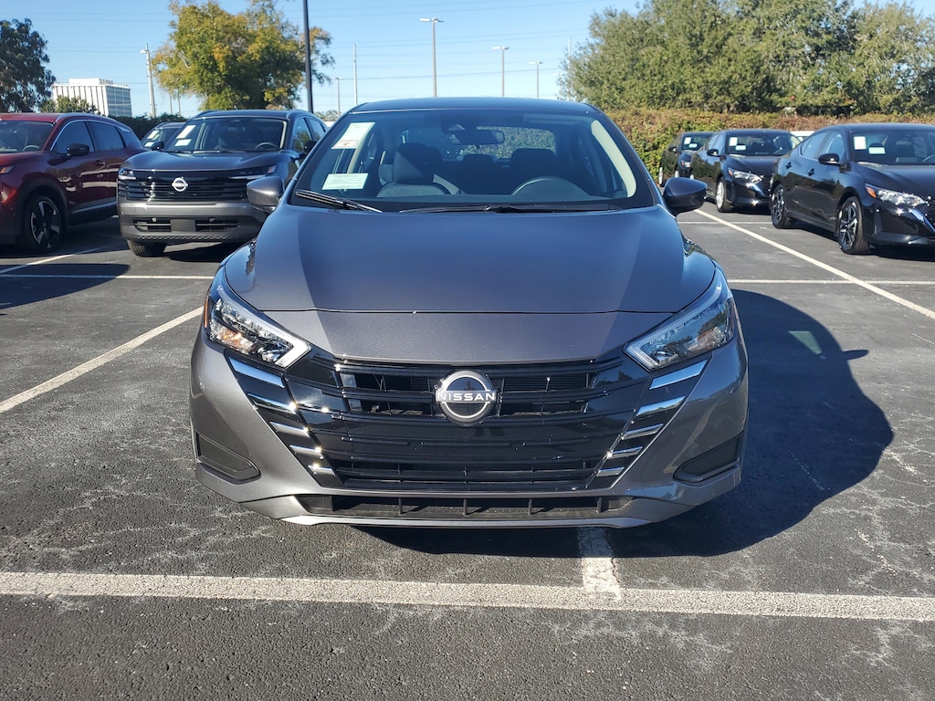 New 2025 Nissan Versa 1.6 SV Sedan