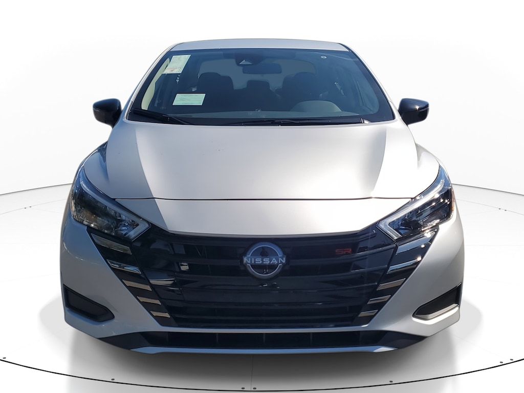 New 2025 Nissan Versa 1.6 SR Sedan