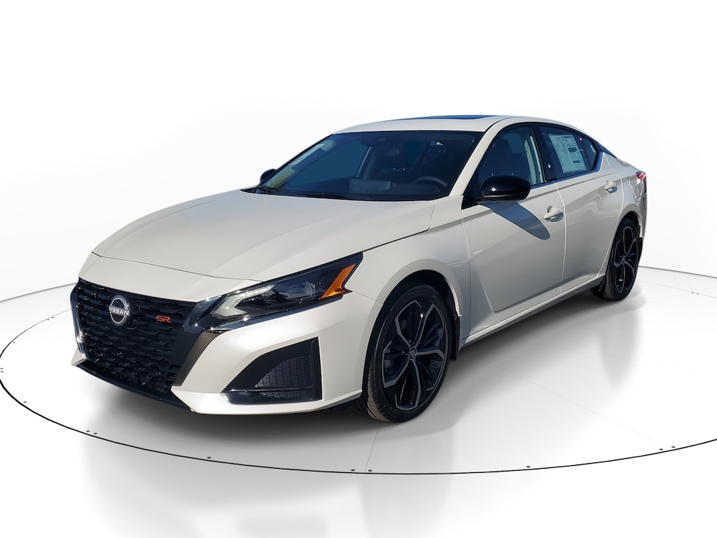 New 2025 Nissan Altima SR Sedan