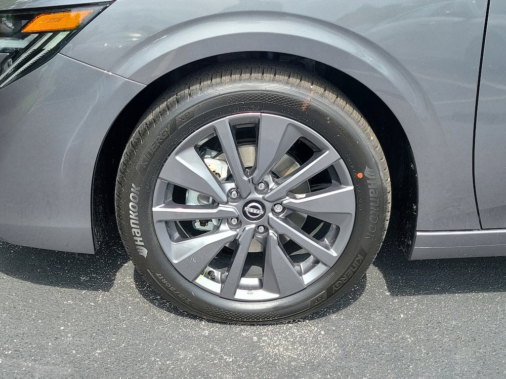 New 2026 Nissan Sentra SL Sedan