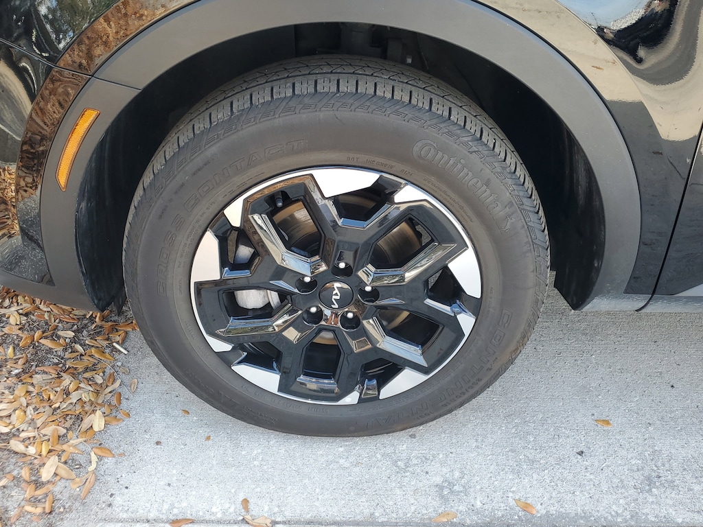 Used 2024 Kia Sorento S SUV