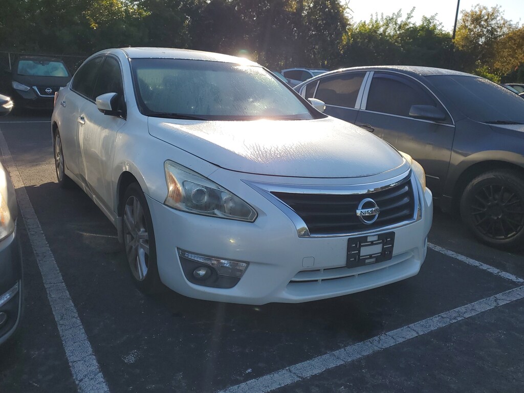 Used 2013 Nissan Altima 3.5 SL Sedan