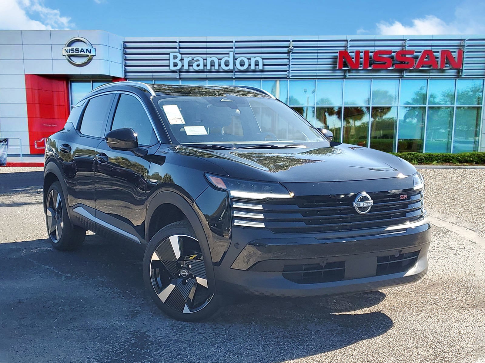 2026 Nissan KICKS SR's photo