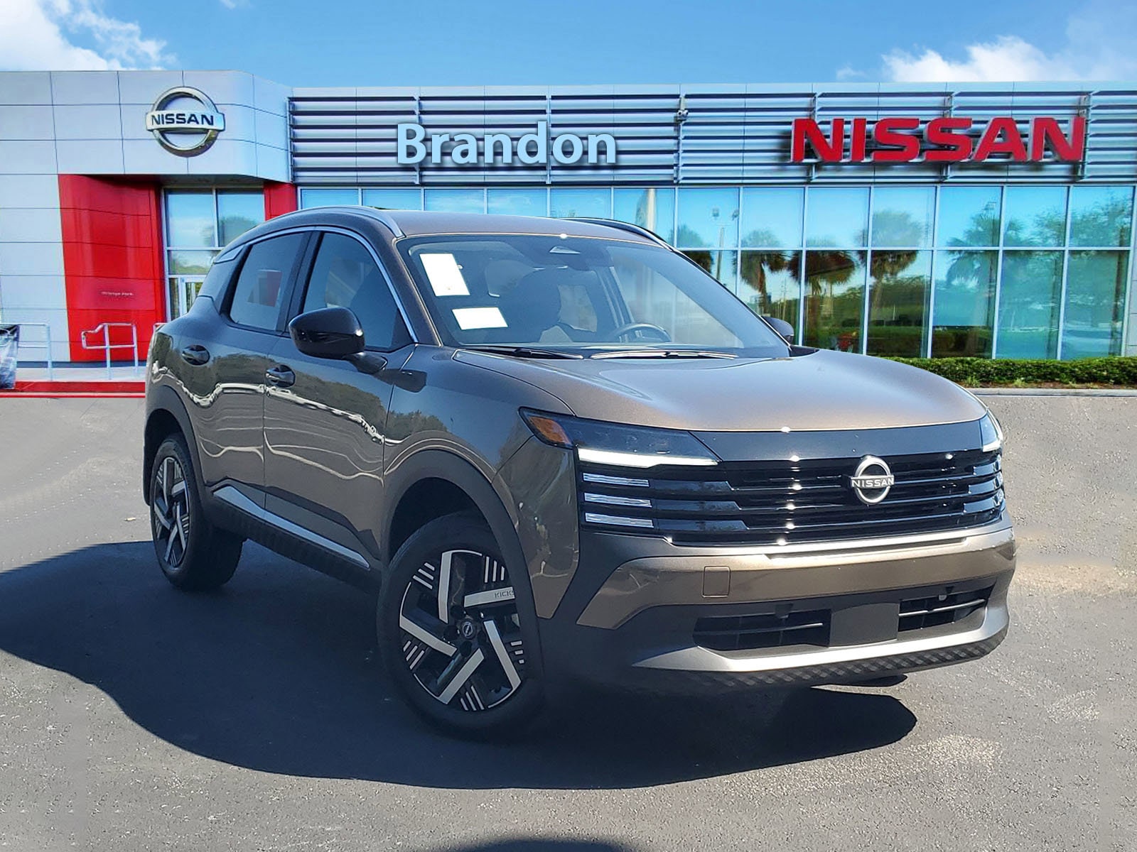 2026 Nissan KICKS SV's photo