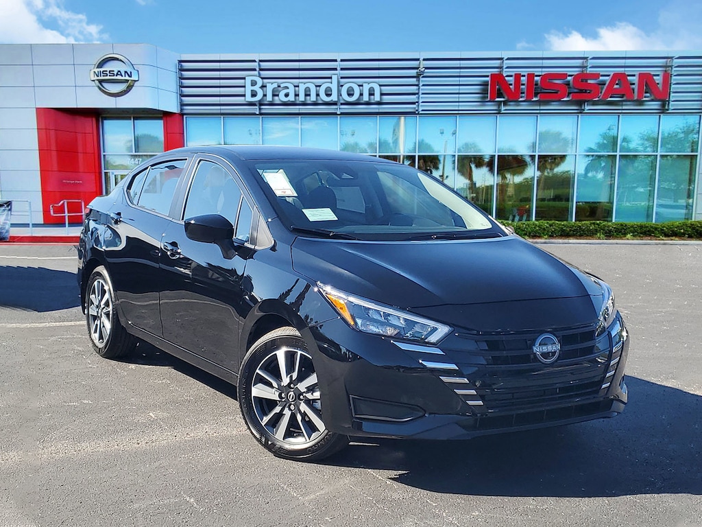 New 2025 Nissan Versa 1.6 SV Sedan