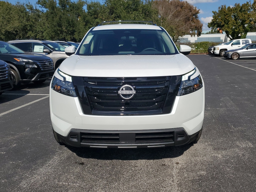 New 2025 Nissan Pathfinder SV SUV