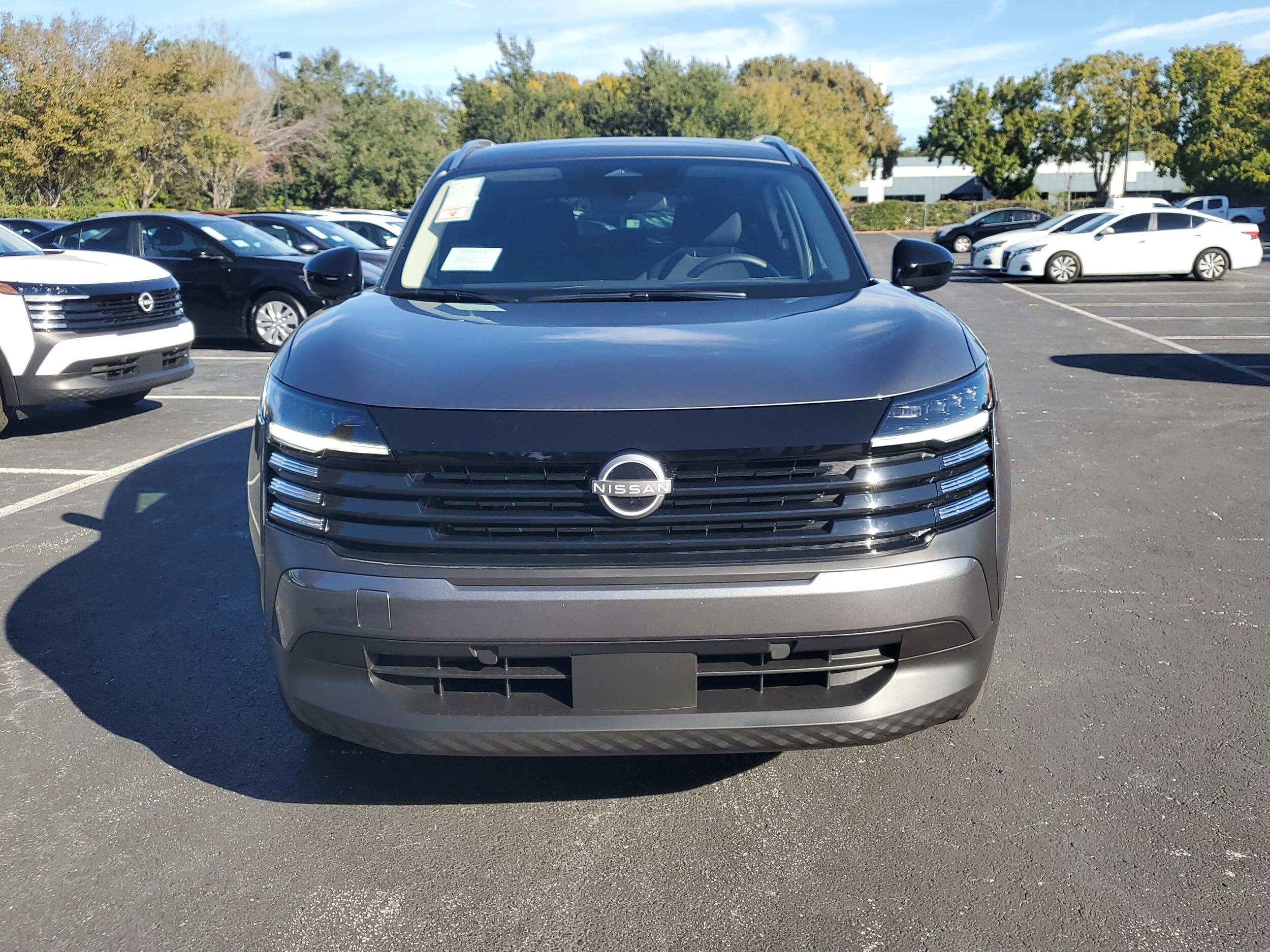 2026 Nissan Kicks SV photo 2