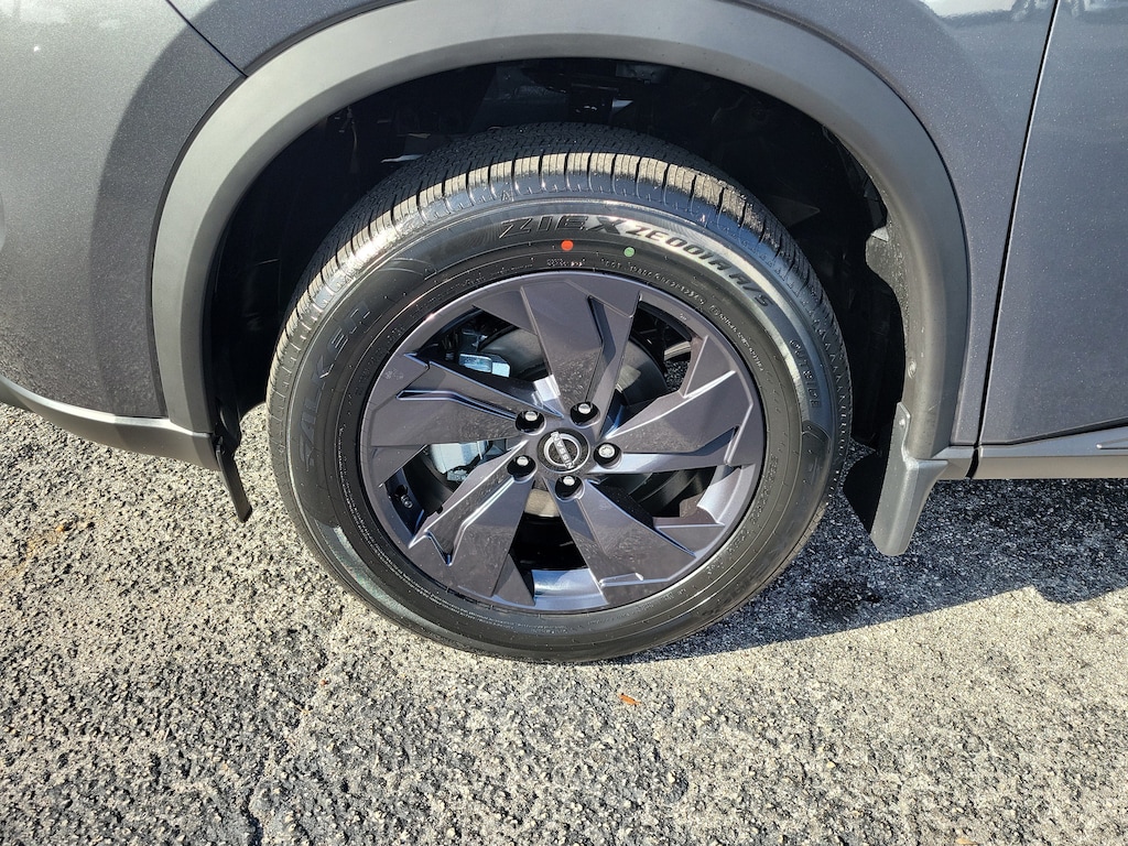 New 2026 Nissan Rogue SV SUV