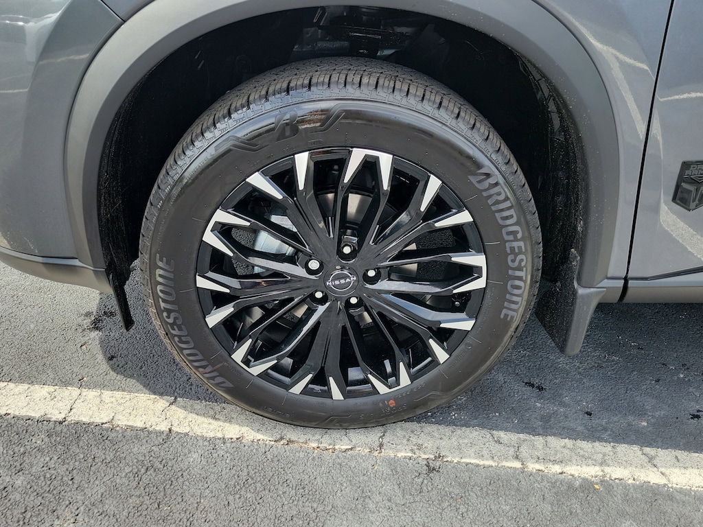 New 2026 Nissan Rogue Dark Armor SUV